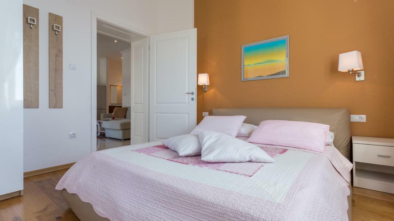 Apartments Villa Victoria 2 ดูบรอฟนิก ภายนอก รูปภาพ