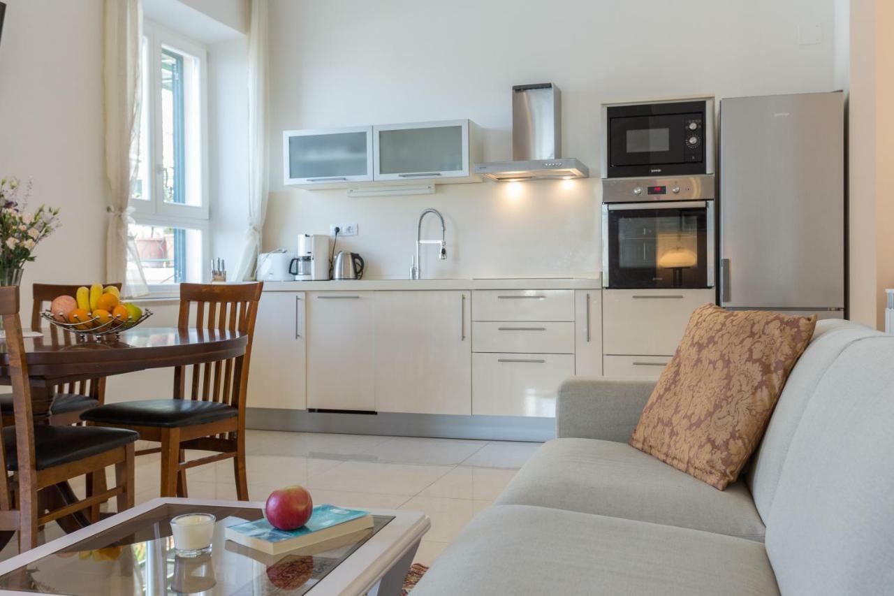 Apartments Villa Victoria 2 ดูบรอฟนิก ภายนอก รูปภาพ