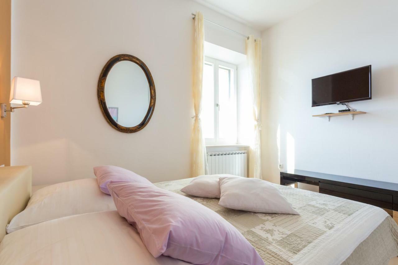 Apartments Villa Victoria 2 ดูบรอฟนิก ภายนอก รูปภาพ
