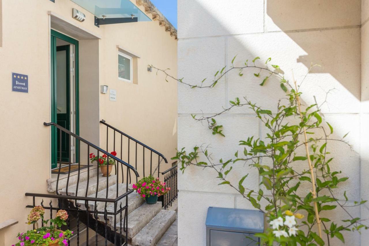Apartments Villa Victoria 2 ดูบรอฟนิก ภายนอก รูปภาพ