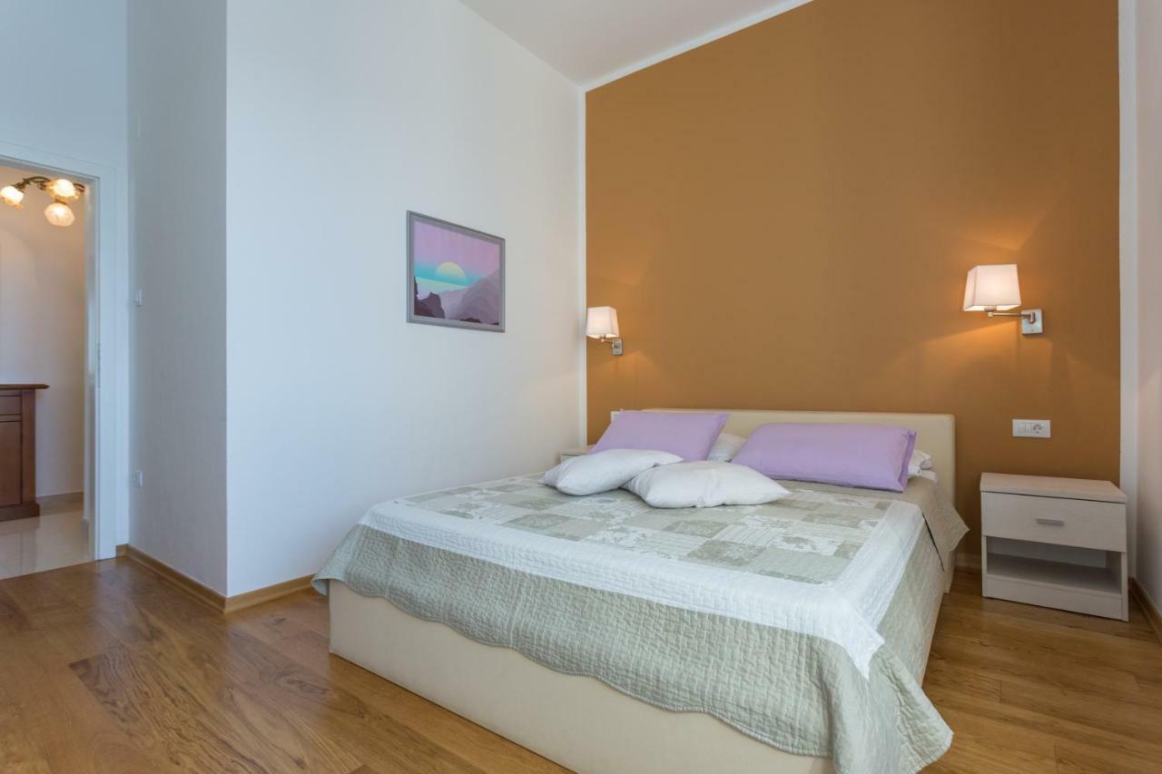 Apartments Villa Victoria 2 ดูบรอฟนิก ภายนอก รูปภาพ