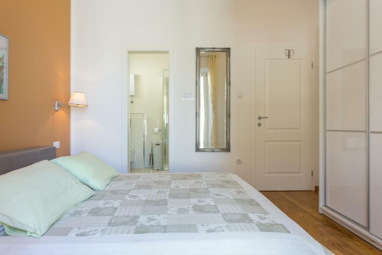 Apartments Villa Victoria 2 ดูบรอฟนิก ภายนอก รูปภาพ