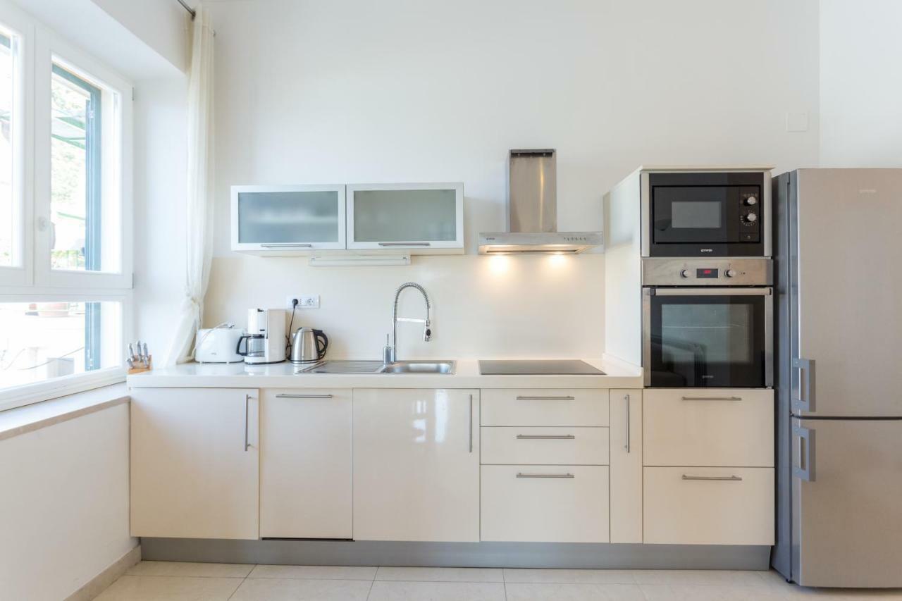 Apartments Villa Victoria 2 ดูบรอฟนิก ภายนอก รูปภาพ